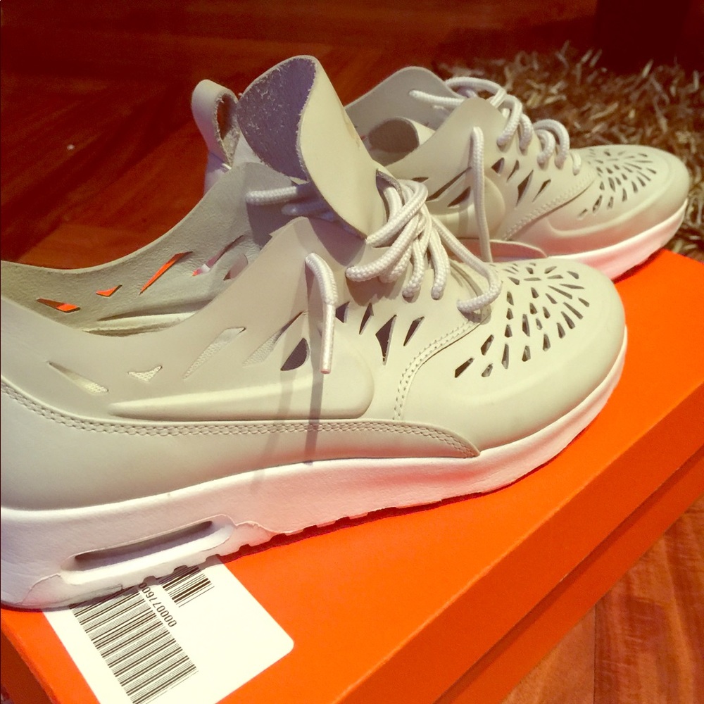 Nike Air Max Thea Joli Women's Running Sneakers